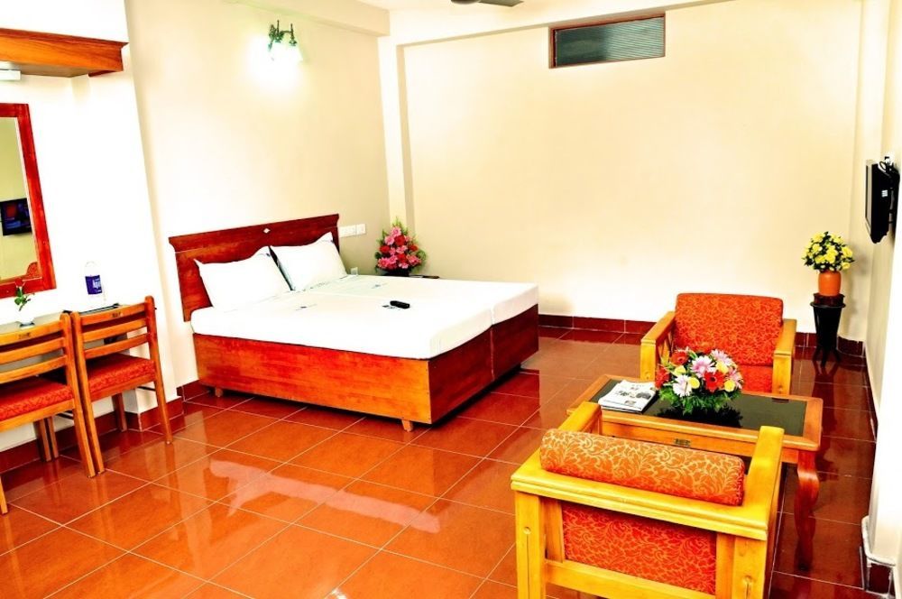 Shalimar Metro Hotel Kochi Exterior photo